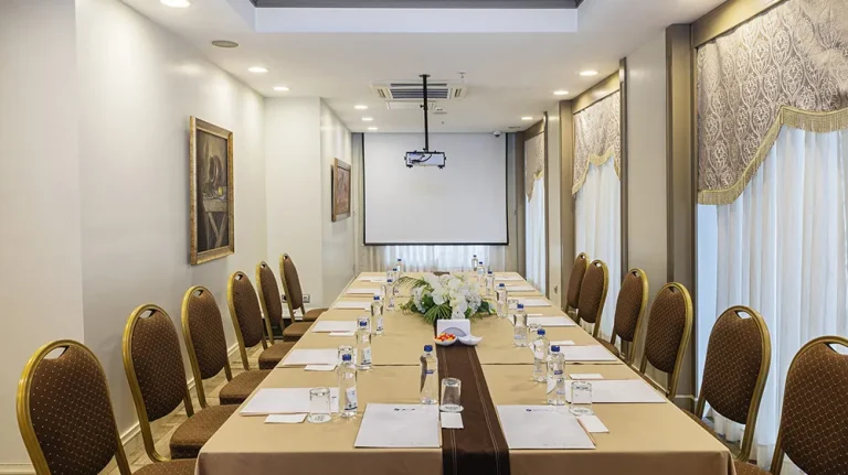 Yaşmak toplantı salonu