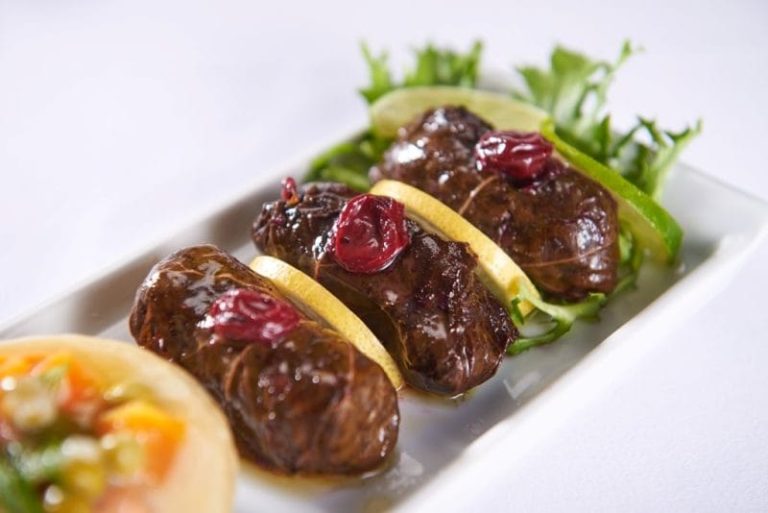Vişneli yaprak sarma